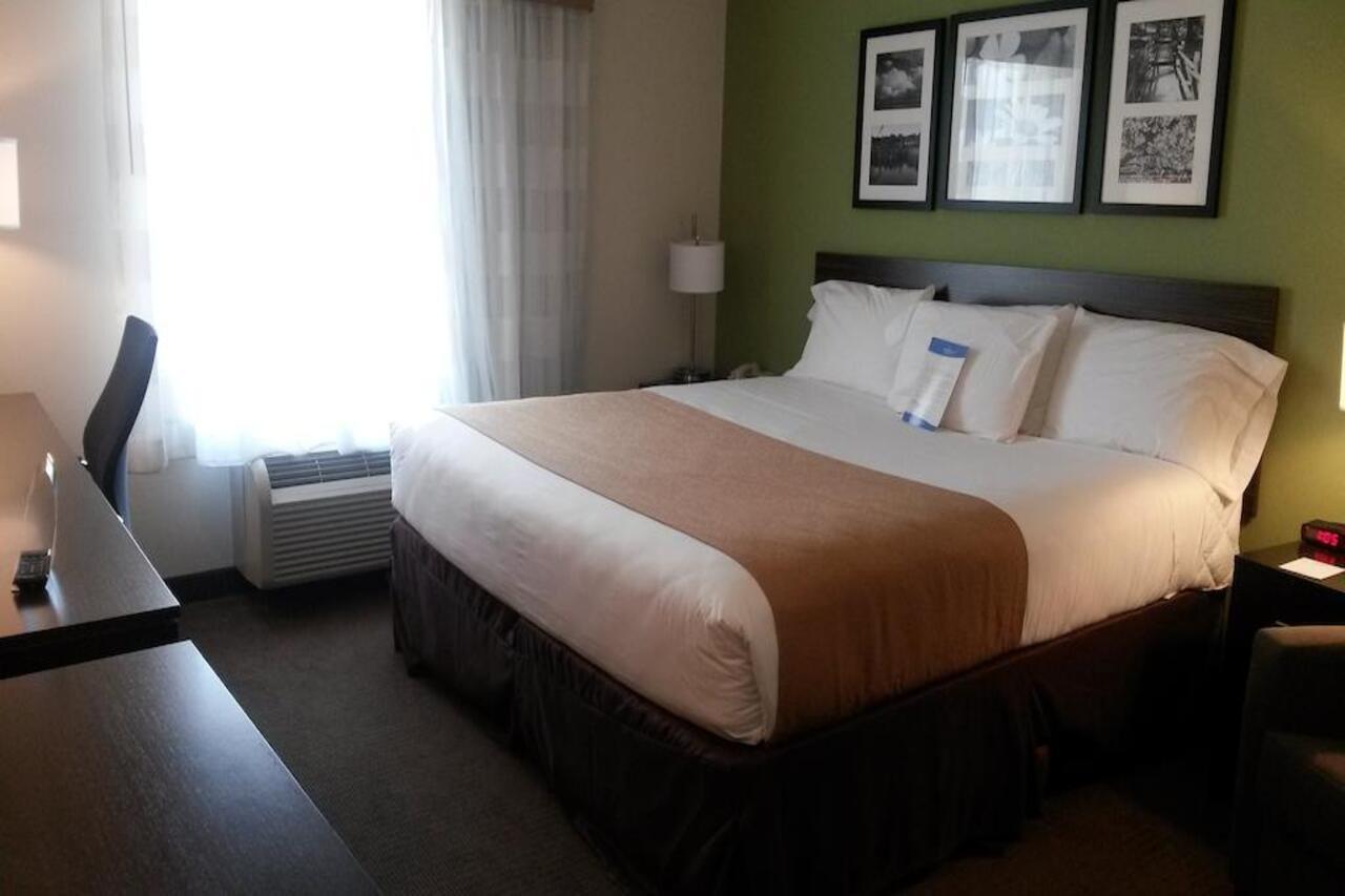 Petrostay Inn & Suites 코툴라 외부 사진