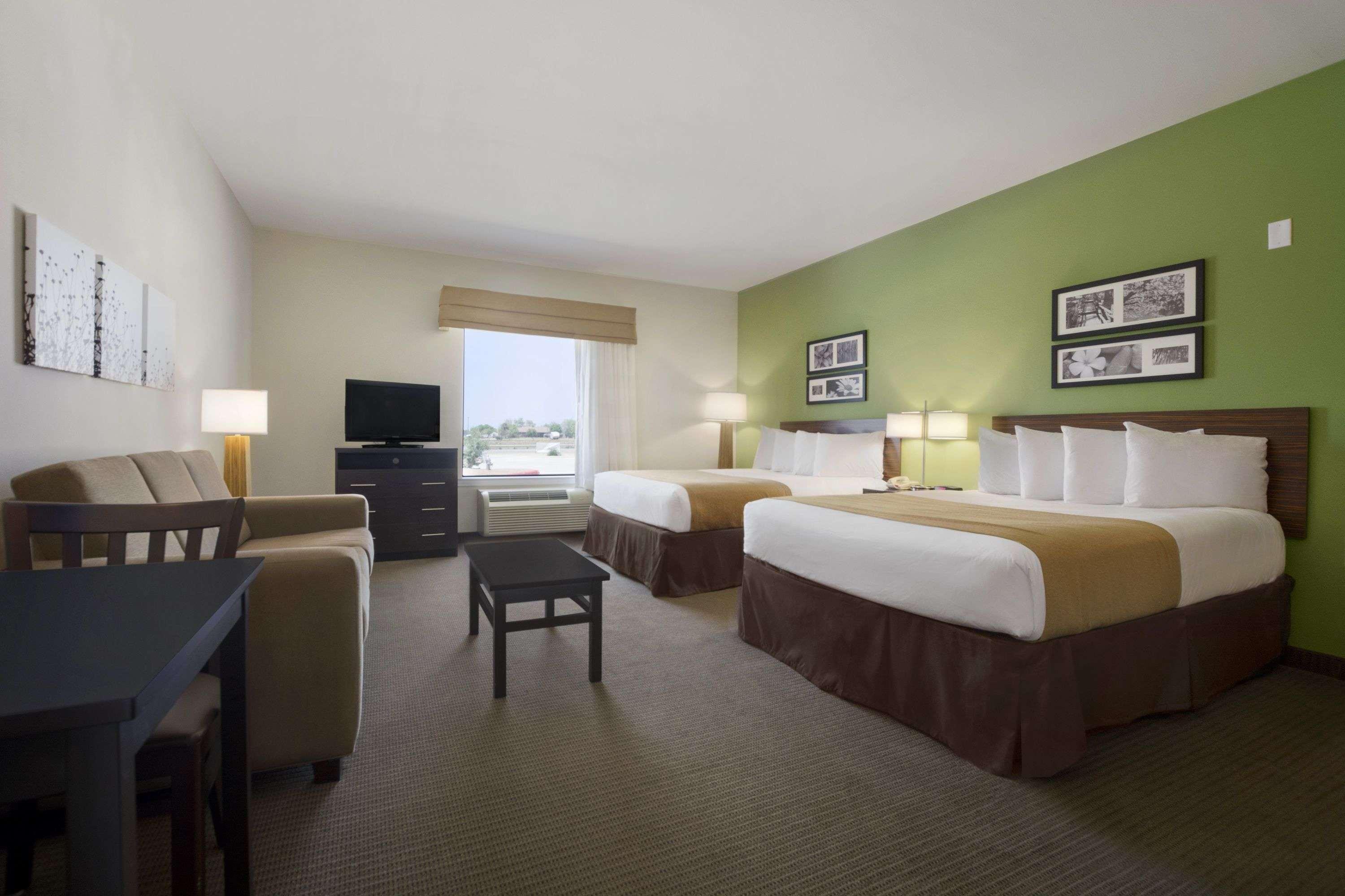 Petrostay Inn & Suites 코툴라 외부 사진