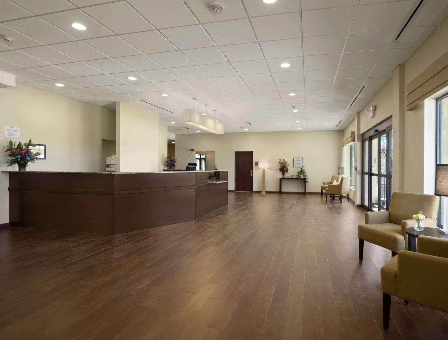 Petrostay Inn & Suites 코툴라 외부 사진