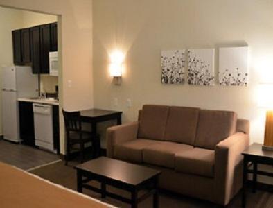 Petrostay Inn & Suites 코툴라 객실 사진