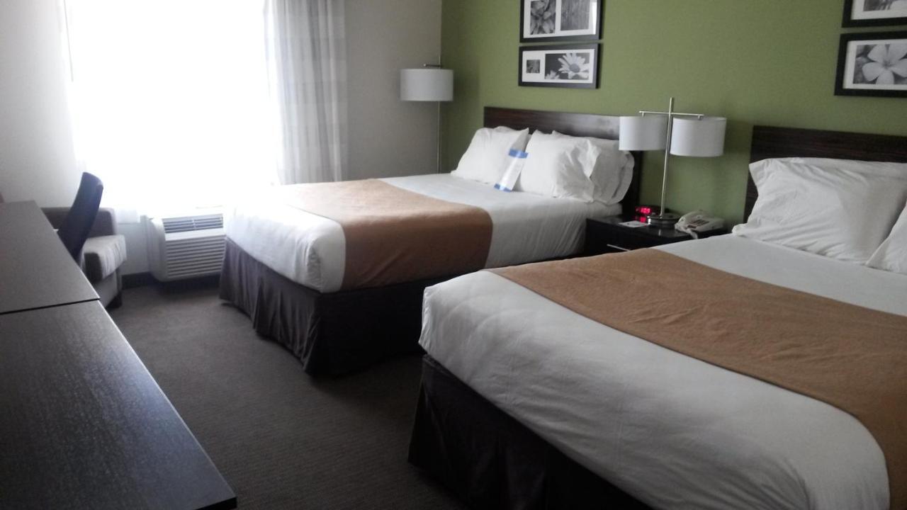 Petrostay Inn & Suites 코툴라 객실 사진